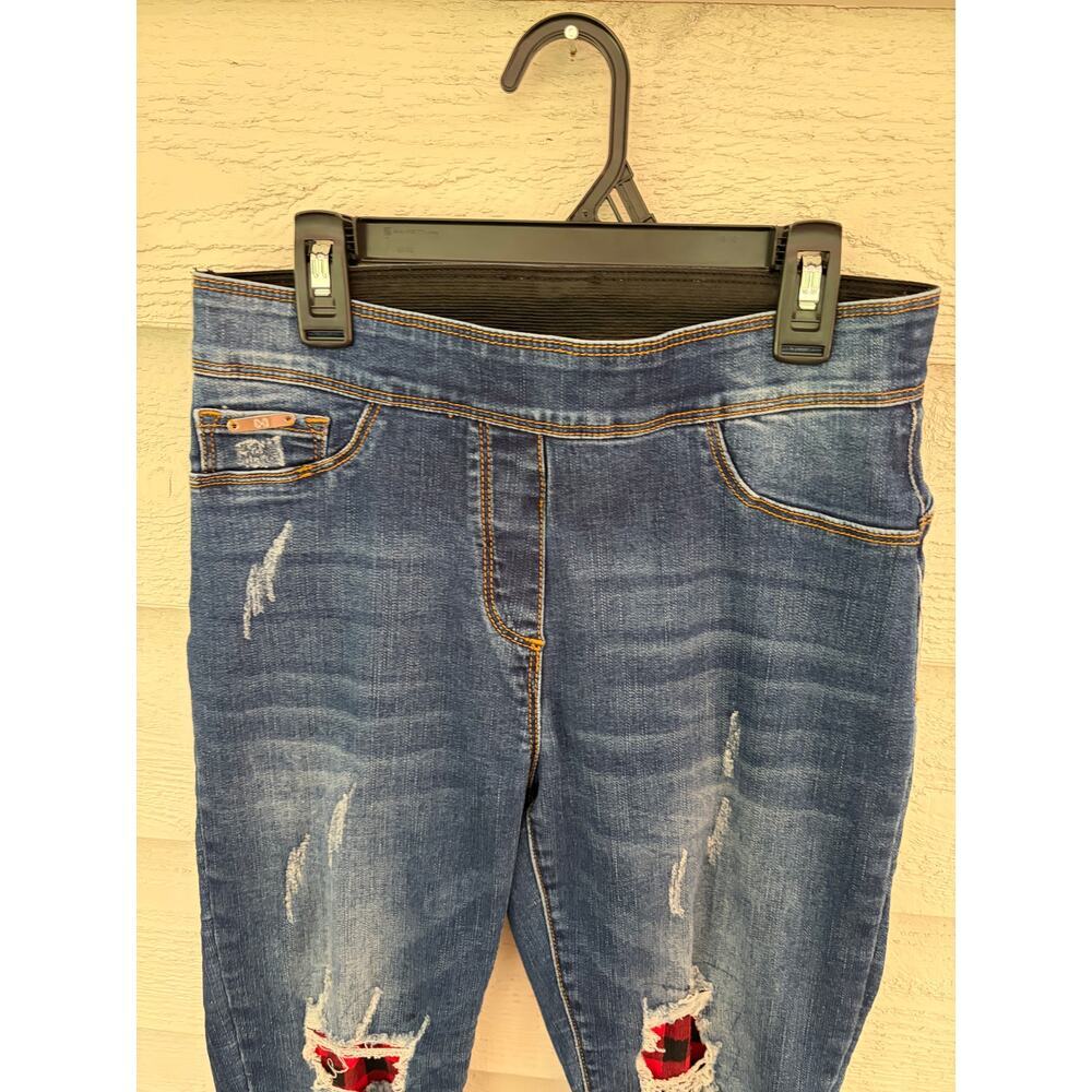 Coco + Carmen Distressed Buffalo Plaid Patch Skinny Jeans – Size Small - Picture 10 of 11